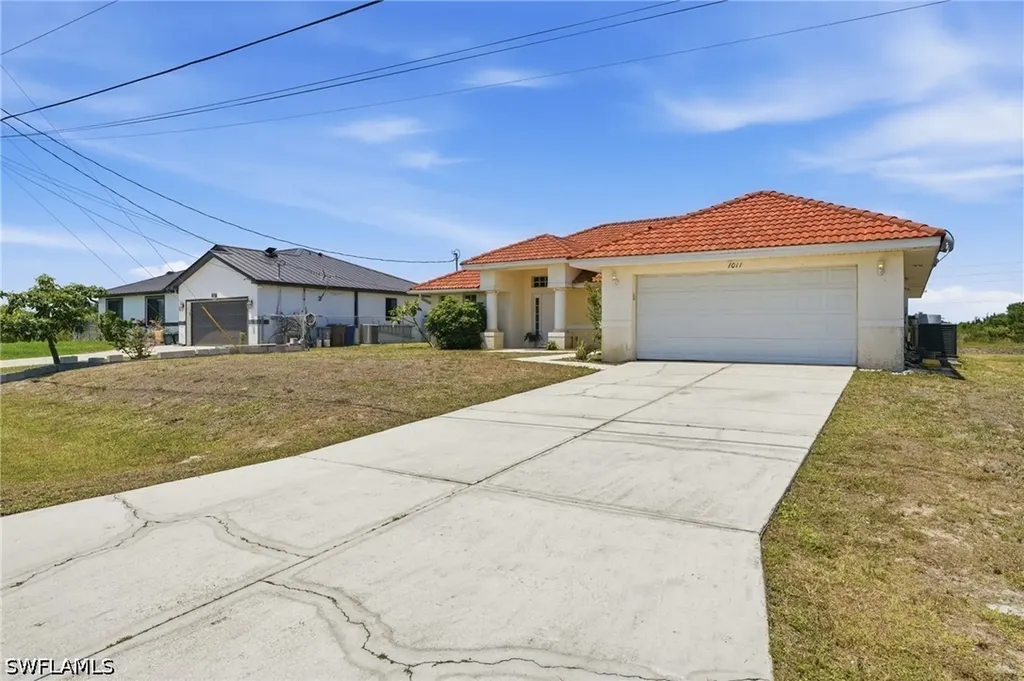 1011 Chadbourne Avenue Lehigh Acres FL 33971