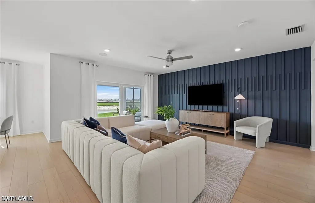 616 Oasis Lake Place Lehigh Acres FL 33936