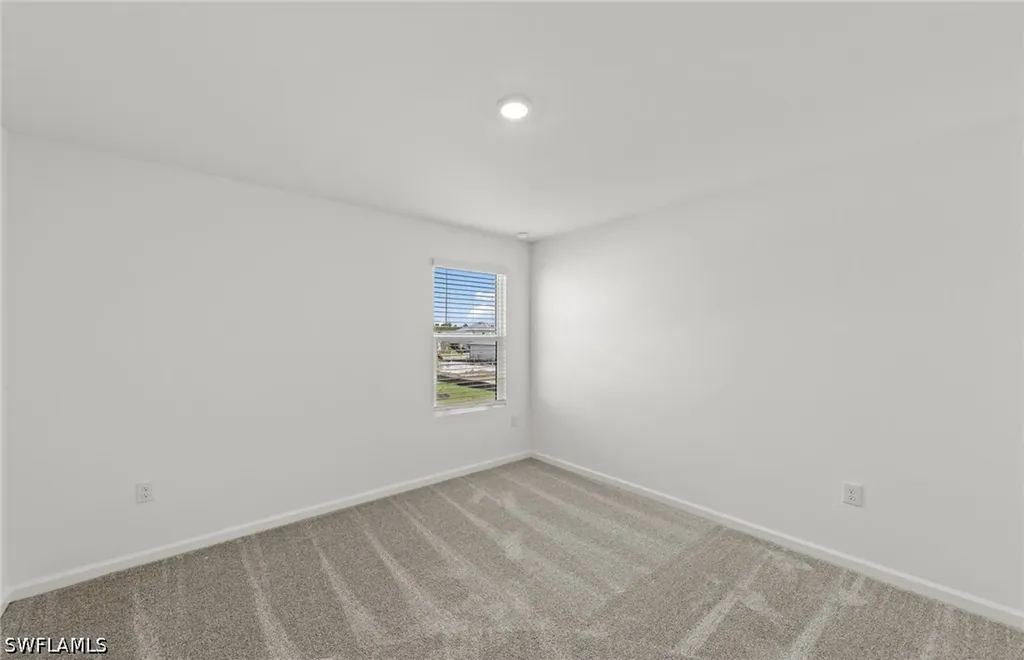 616 Oasis Lake Place Lehigh Acres FL 33936