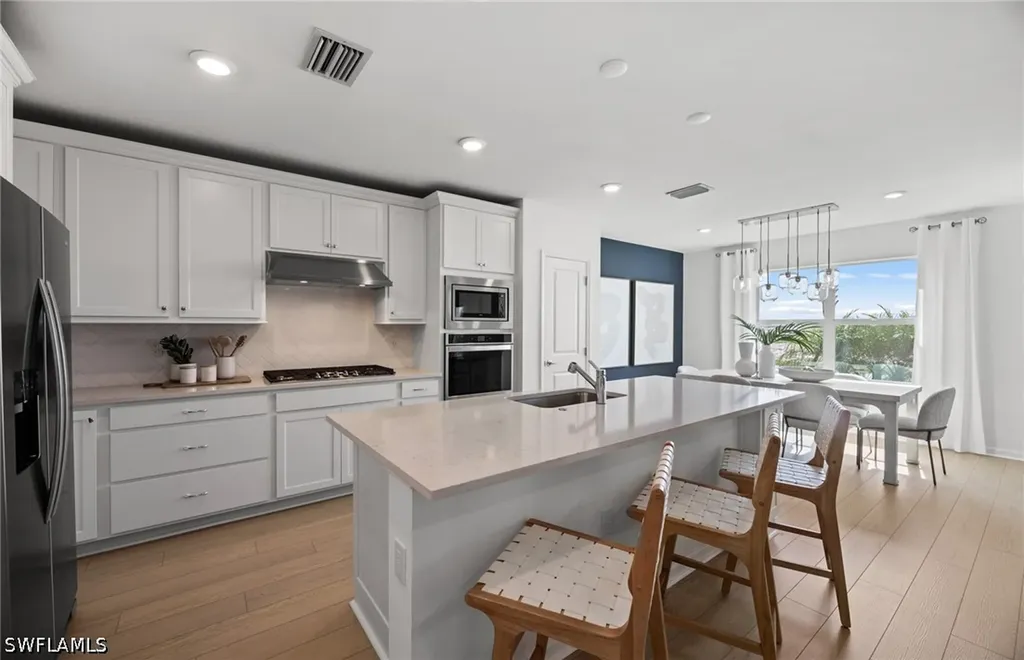 616 Oasis Lake Place Lehigh Acres FL 33936