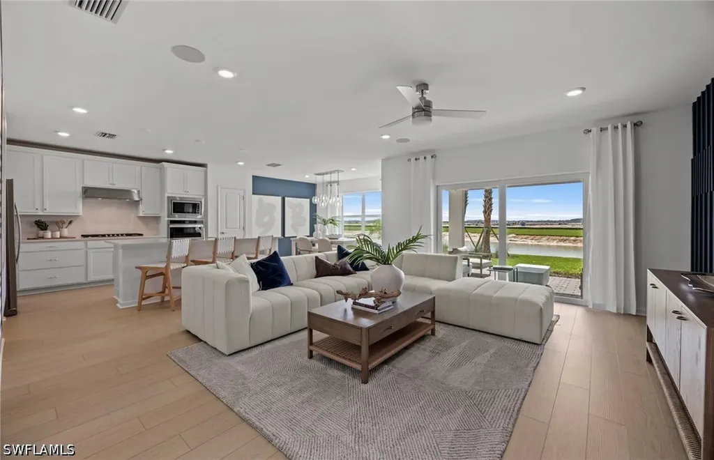 616 Oasis Lake Place Lehigh Acres FL 33936