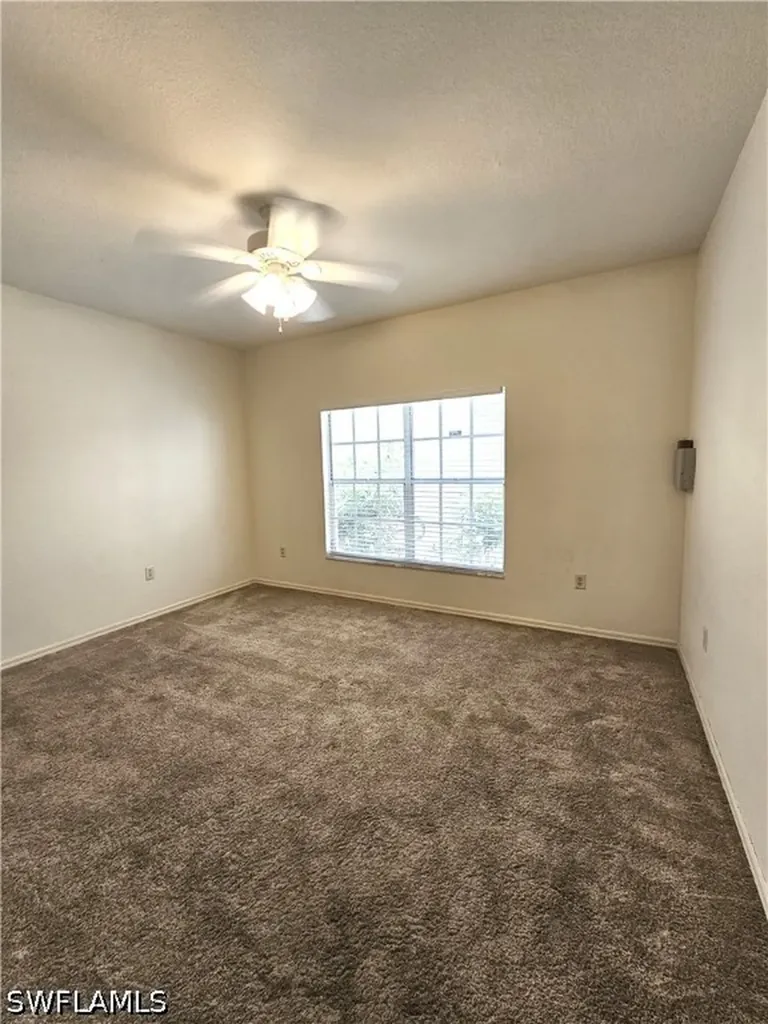 6025 Chardonnay Lane Naples FL 34119