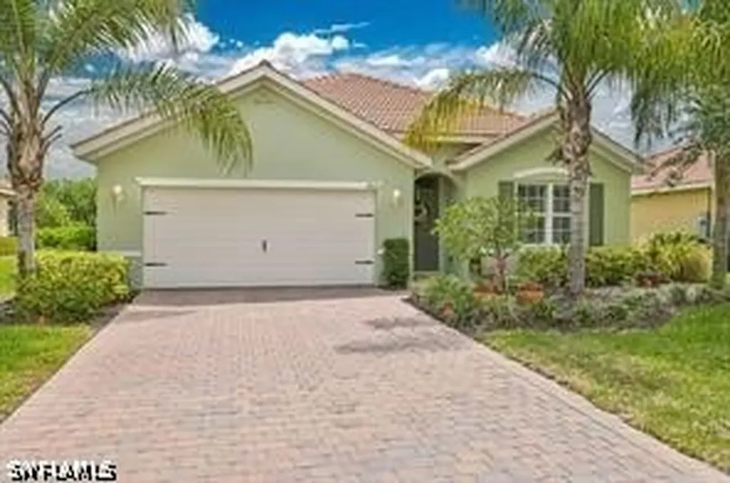 2877 Apple Blossom Drive Alva FL 33920