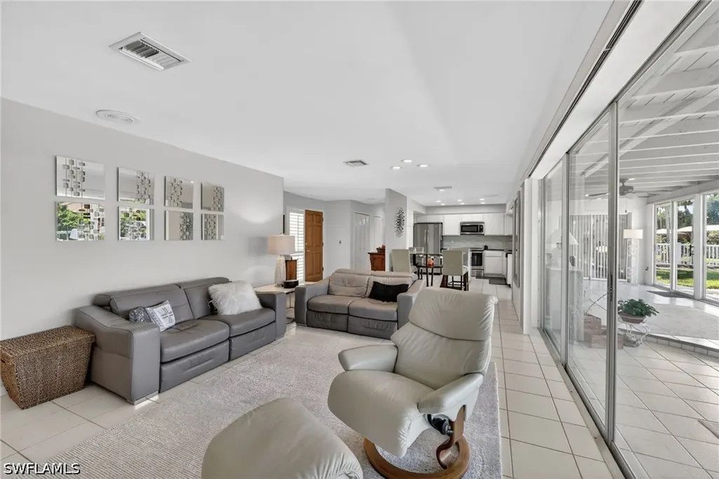 397 Parkway Court Fort Myers FL 33919