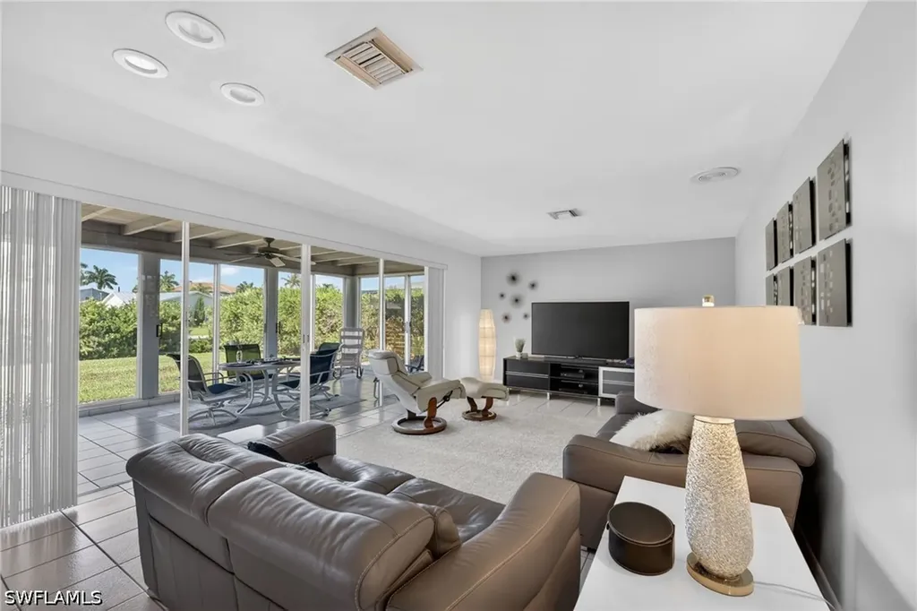 397 Parkway Court Fort Myers FL 33919
