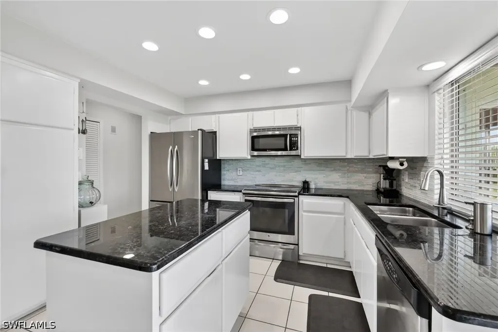 397 Parkway Court Fort Myers FL 33919