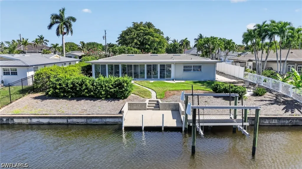 397 Parkway Court Fort Myers FL 33919