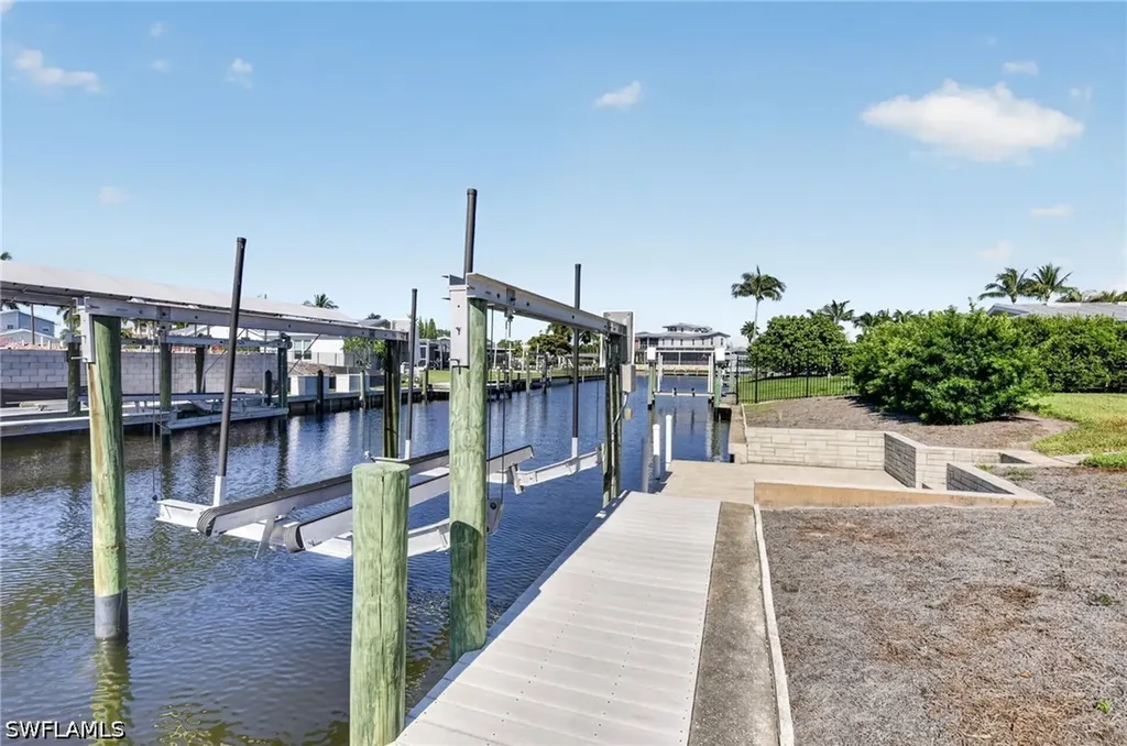 397 Parkway Court Fort Myers FL 33919