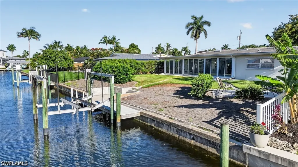 397 Parkway Court Fort Myers FL 33919