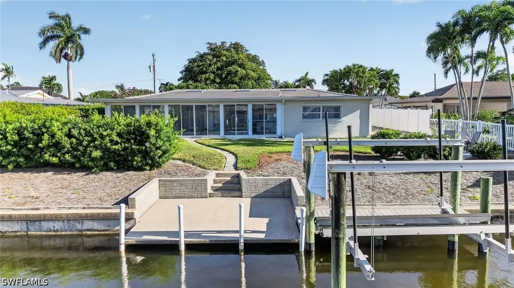 397 Parkway Court Fort Myers FL 33919