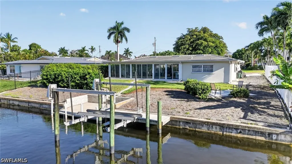 397 Parkway Court Fort Myers FL 33919
