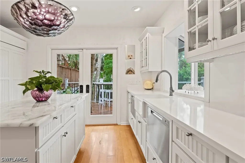 61 12th Avenue S Naples FL 34102