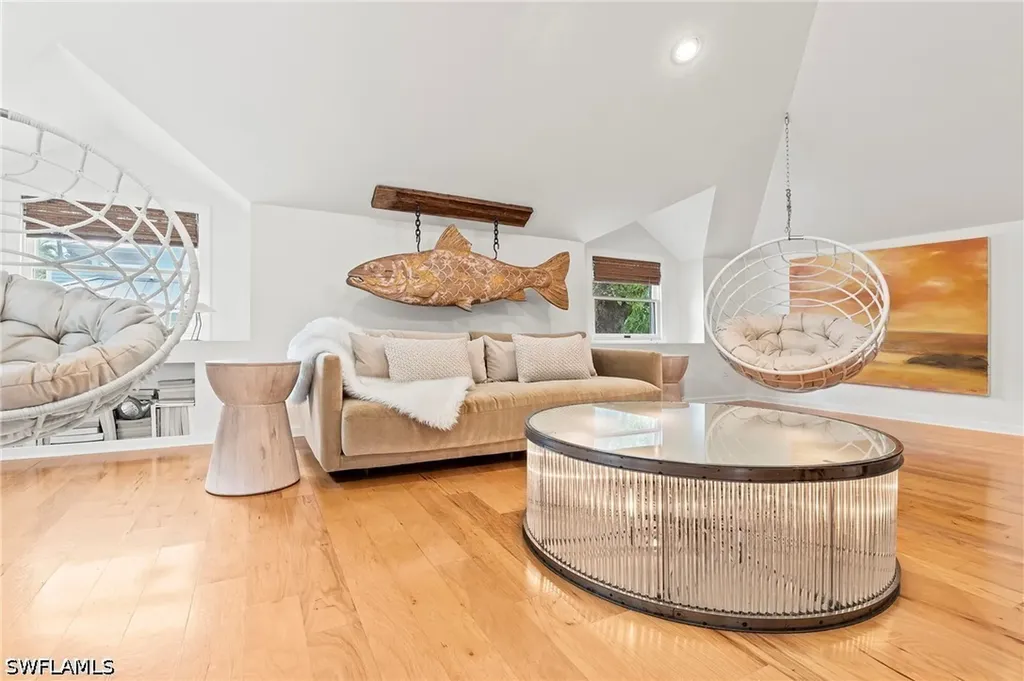 61 12th Avenue S Naples FL 34102