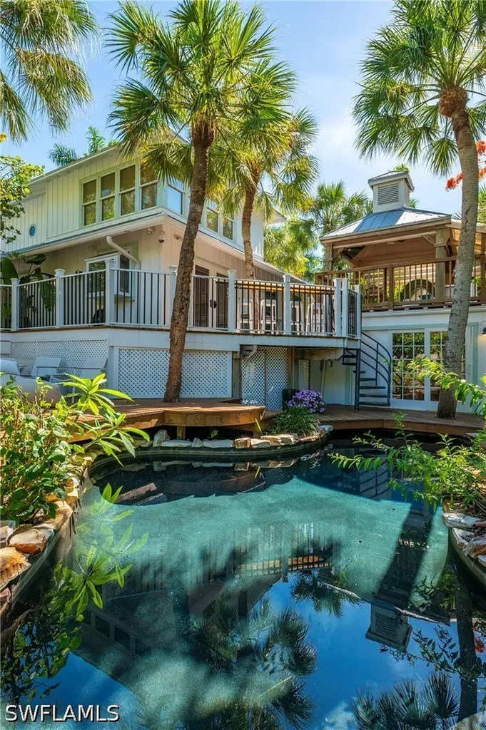 61 12th Avenue S Naples FL 34102