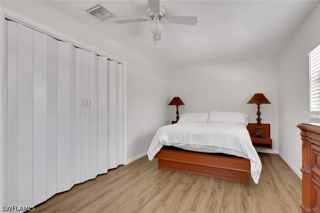 2772 Riverview Drive Naples FL 34112
