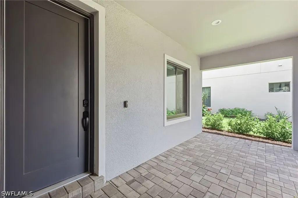 4191 Pegasus Way Naples FL 34120