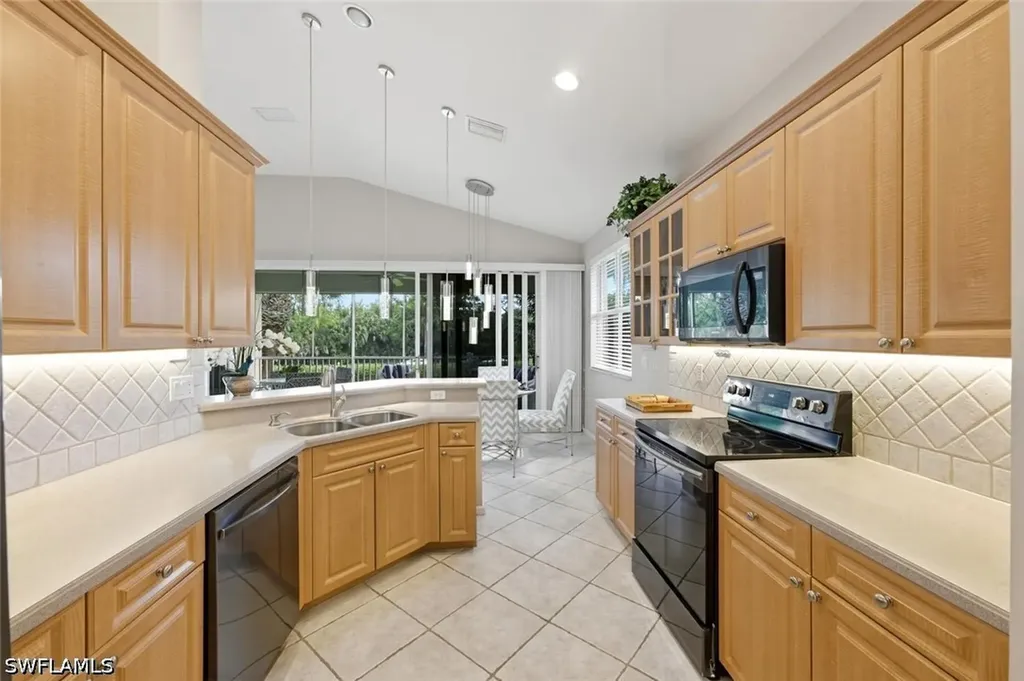 6822 Ascot Drive Naples FL 34113