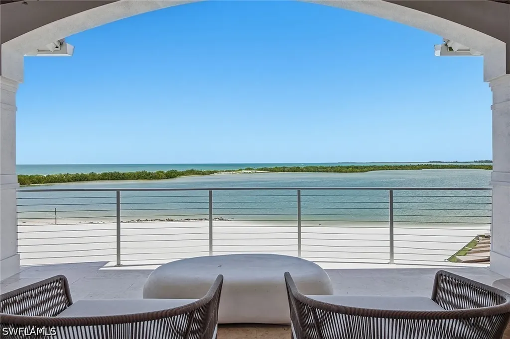 158 S Beach Drive Marco Island FL 34145