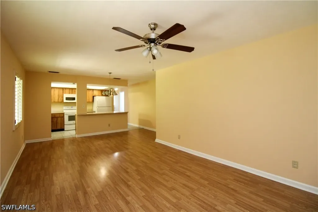 4300 Gulfstream Drive Naples FL 34112