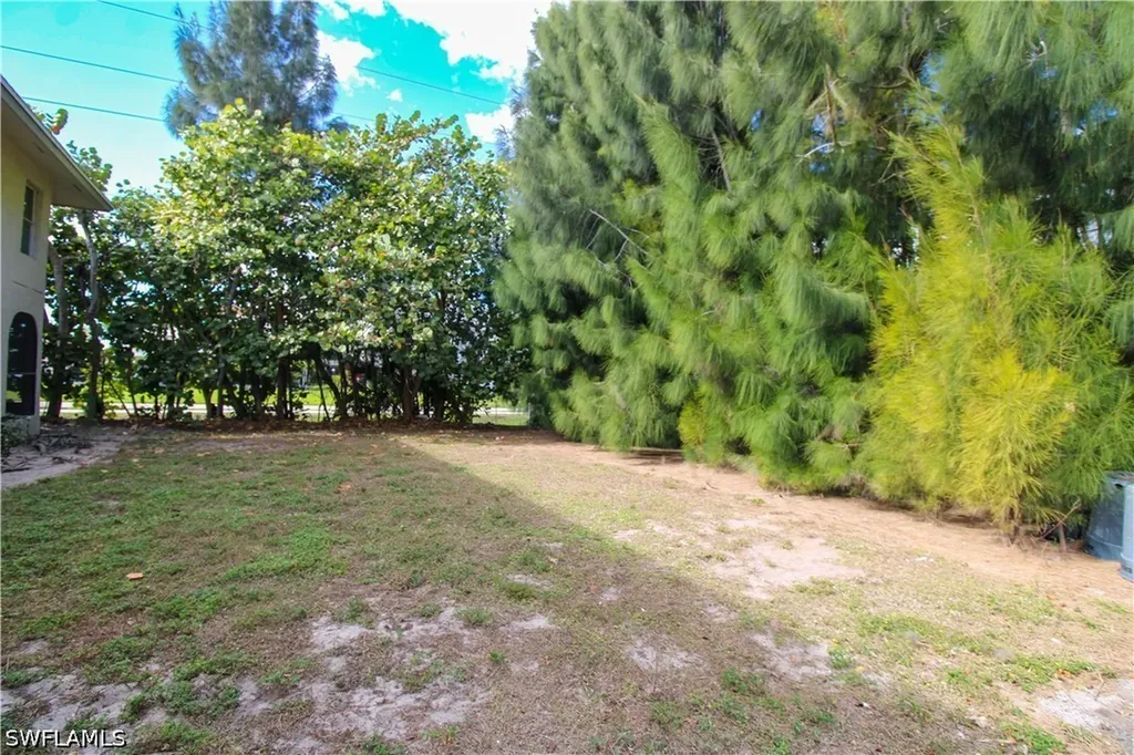 4300 Gulfstream Drive Naples FL 34112