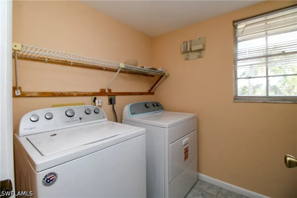 4300 Gulfstream Drive Naples FL 34112