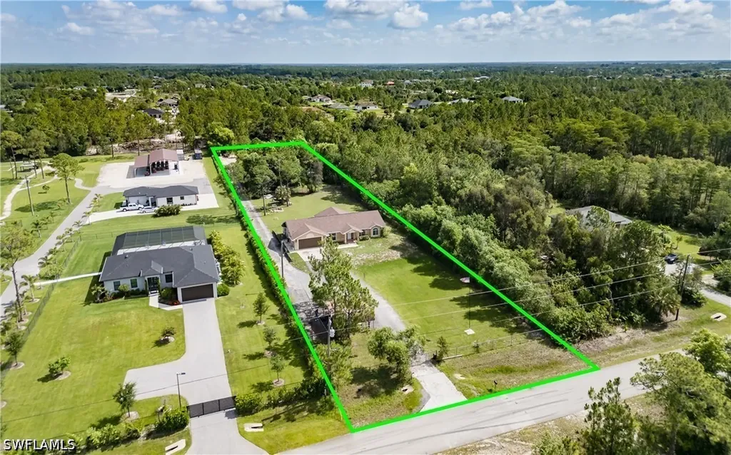 3325 50th Avenue NE Naples FL 34120