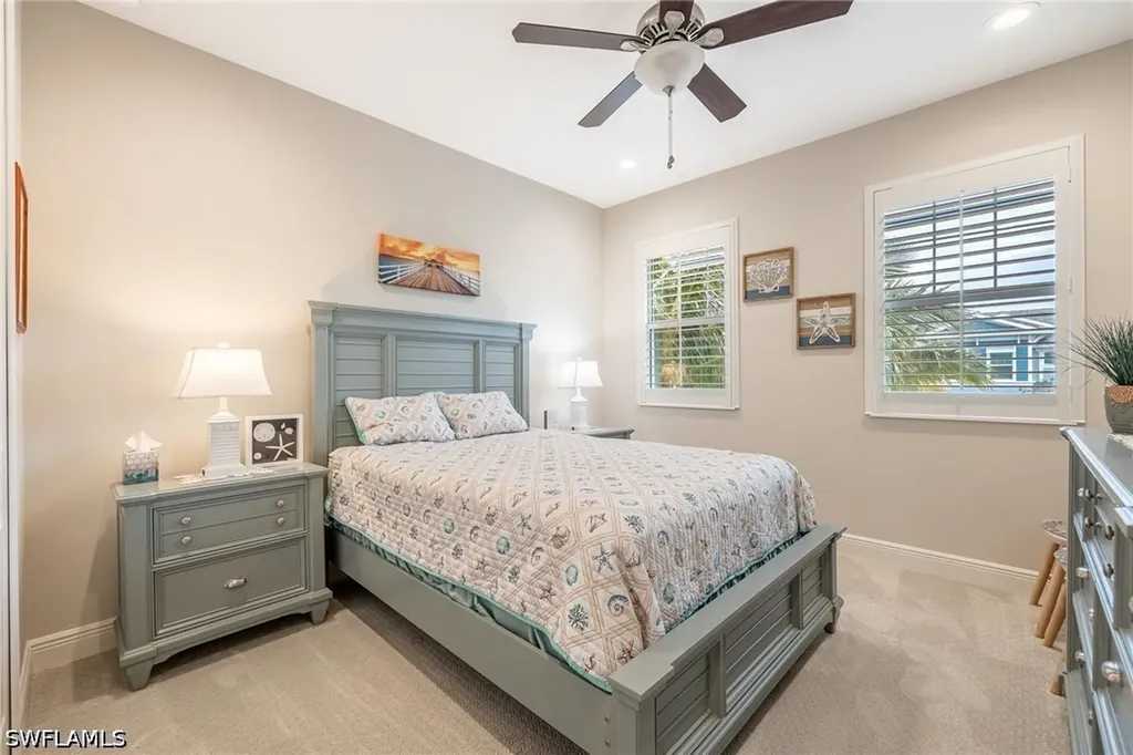 2555 Seychelles Drive Naples FL 34112