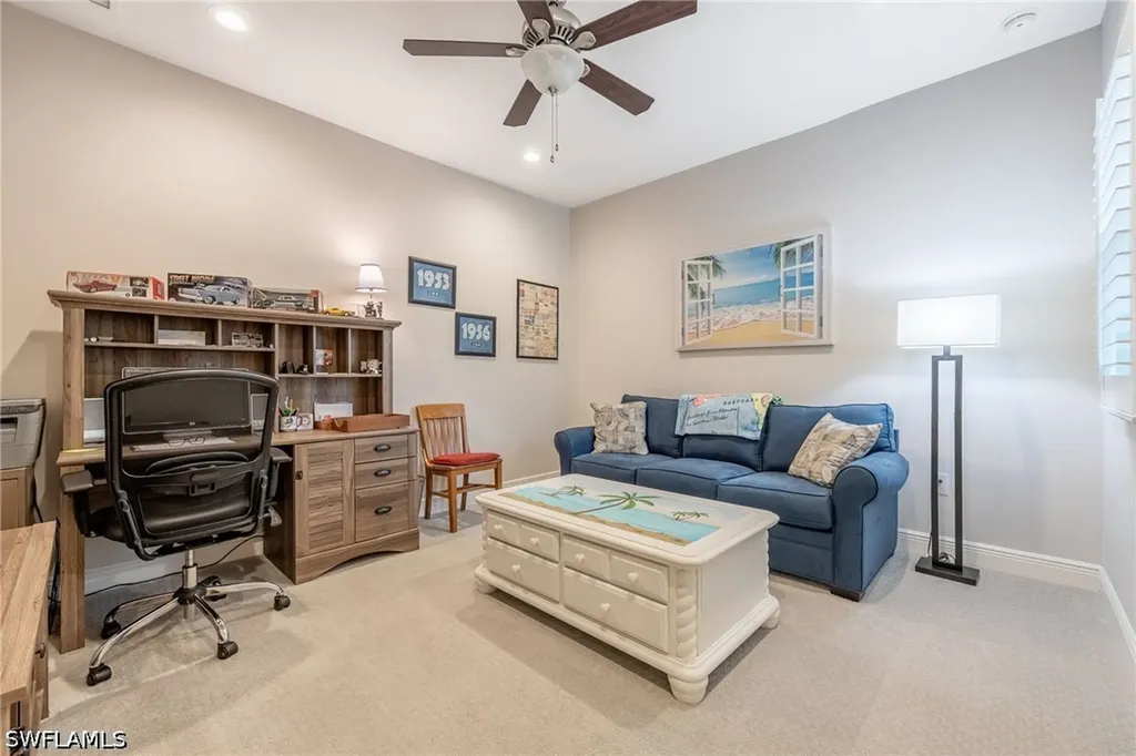 2555 Seychelles Drive Naples FL 34112