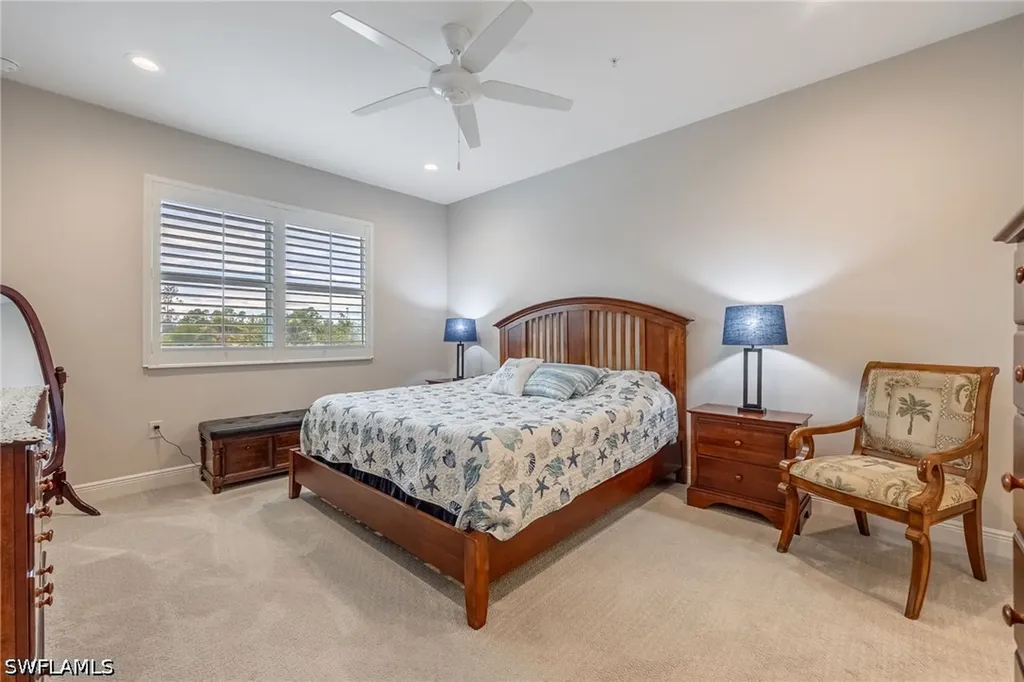 2555 Seychelles Drive Naples FL 34112