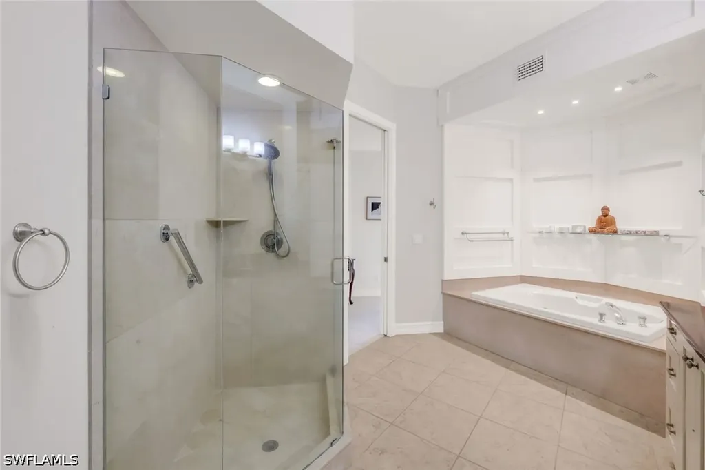 1895 Les Chateaux Boulevard Naples FL 34109