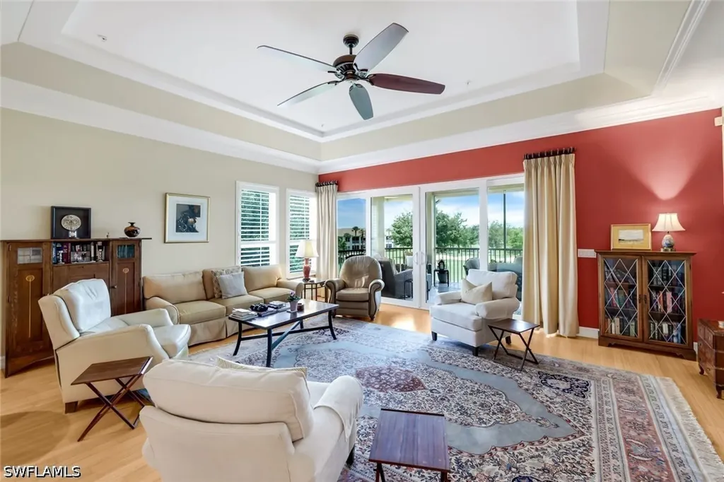 1895 Les Chateaux Boulevard Naples FL 34109
