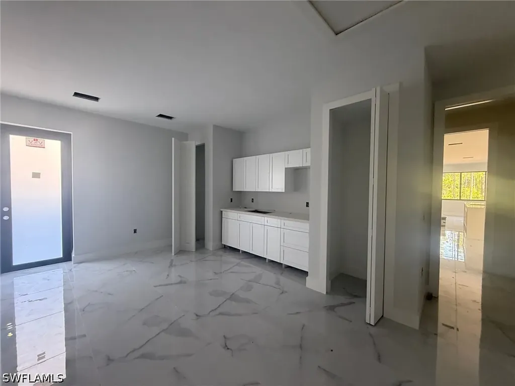 3628 10th Avenue NE Naples FL 34120