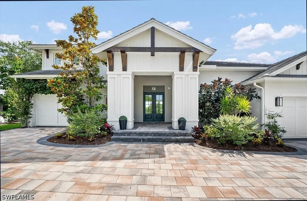 Naples FL, 7985 Beaumont Court