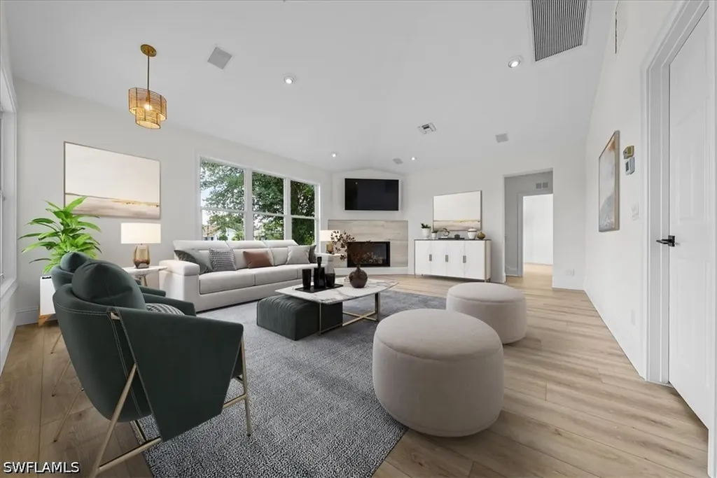 7985 Beaumont Court Naples FL 34109