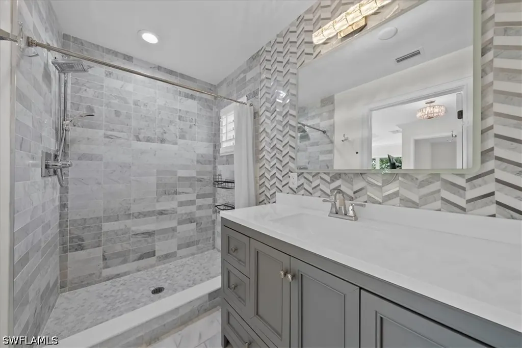 7985 Beaumont Court Naples FL 34109