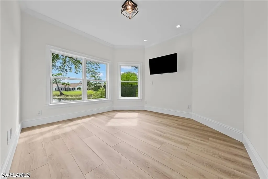 7985 Beaumont Court Naples FL 34109