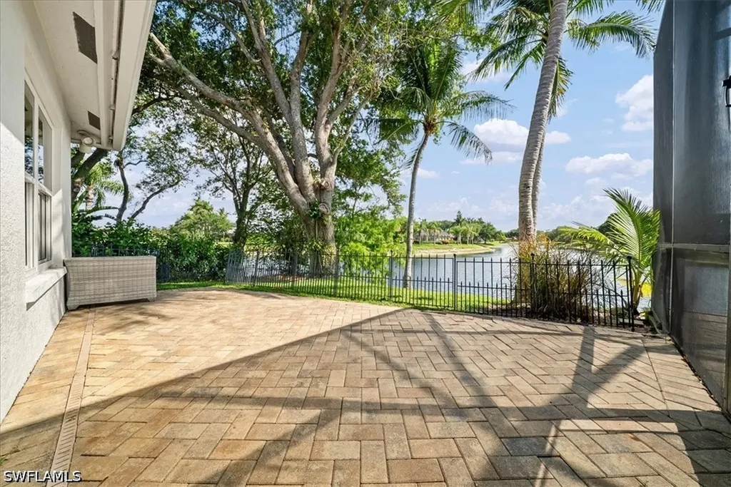 7985 Beaumont Court Naples FL 34109
