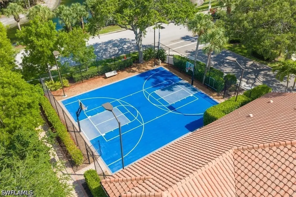 7985 Beaumont Court Naples FL 34109
