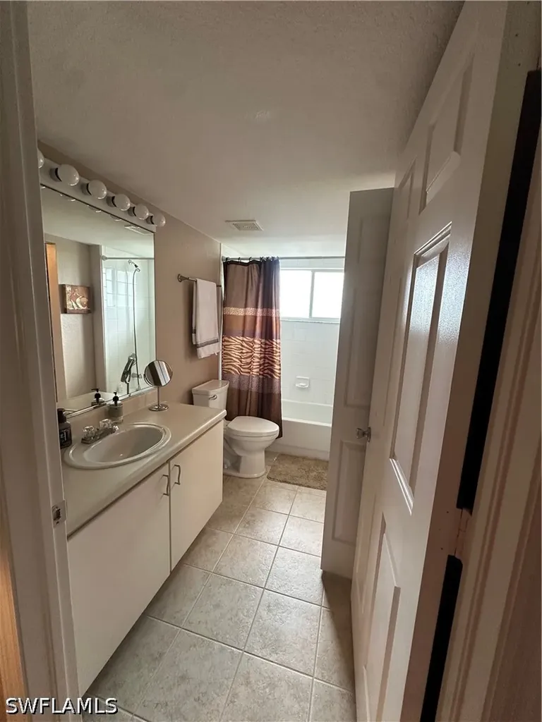 8264 Key Royal Circle Naples FL 34119