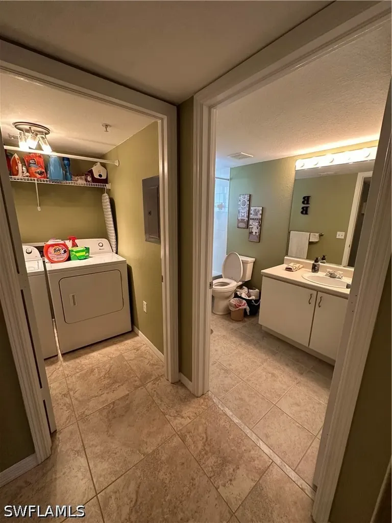 8264 Key Royal Circle Naples FL 34119