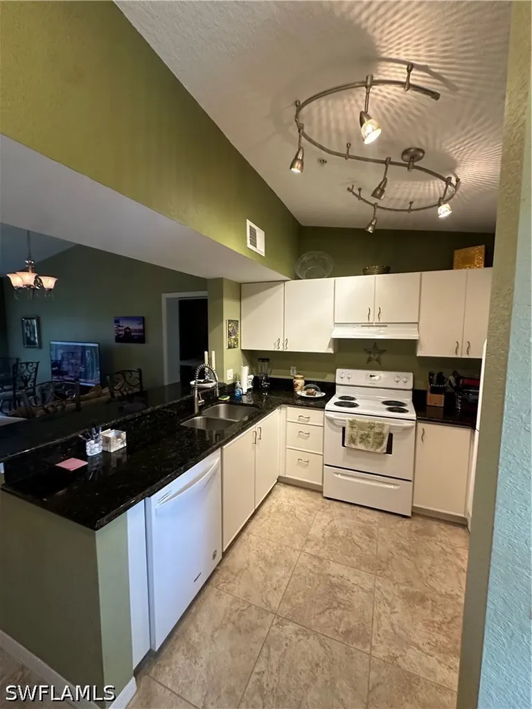 8264 Key Royal Circle Naples FL 34119