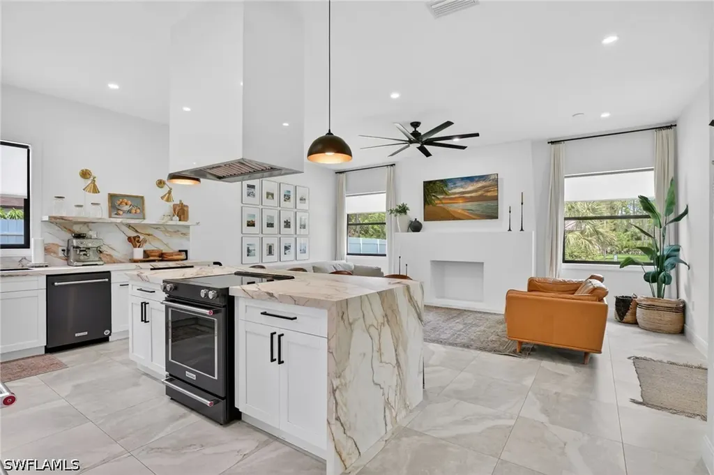 4395 16th Street NE Naples FL 34120