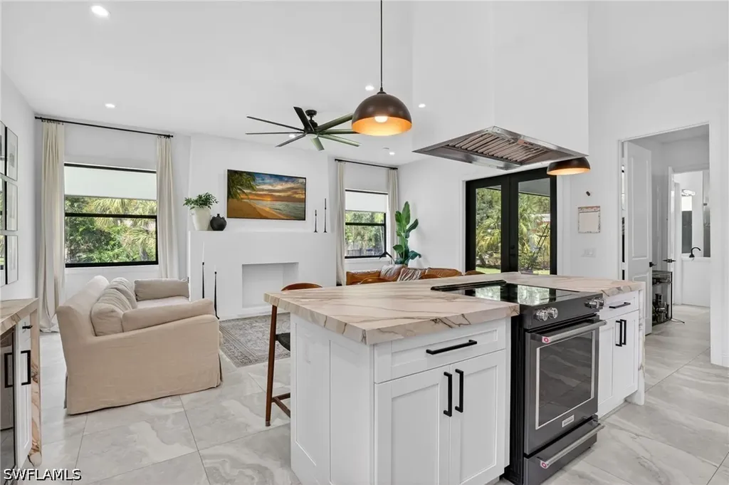 4395 16th Street NE Naples FL 34120
