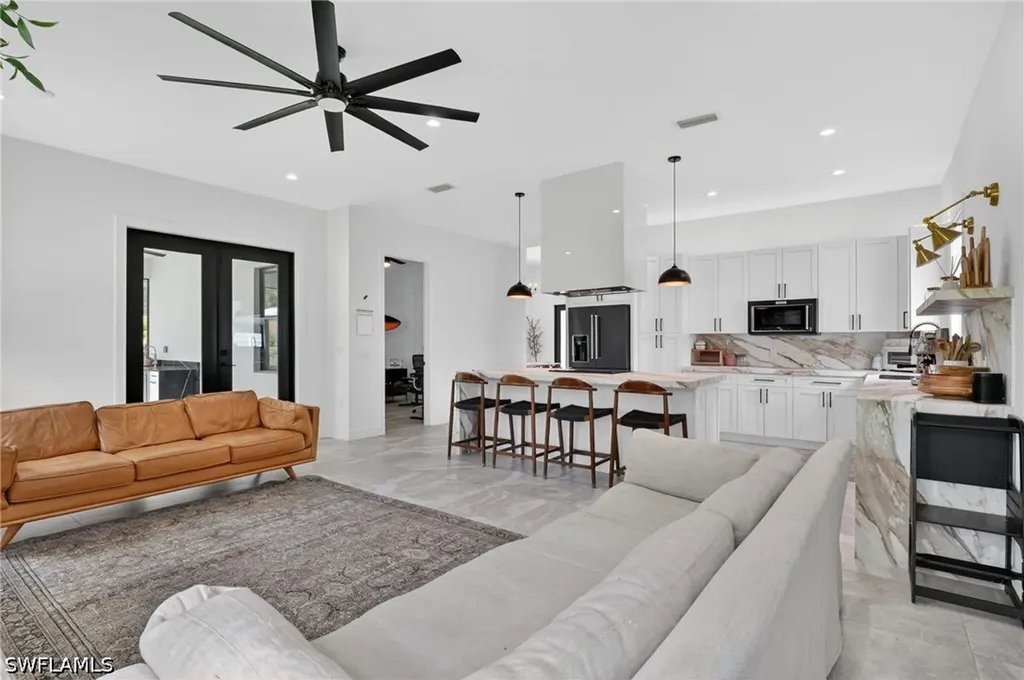 4395 16th Street NE Naples FL 34120