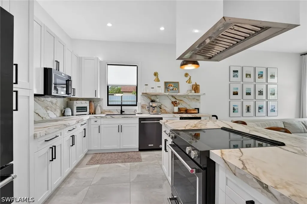 4395 16th Street NE Naples FL 34120