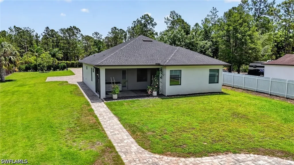 4395 16th Street NE Naples FL 34120