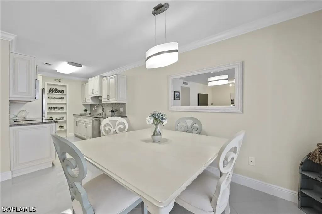 2100 Gulf Shore Boulevard N Naples FL 34102