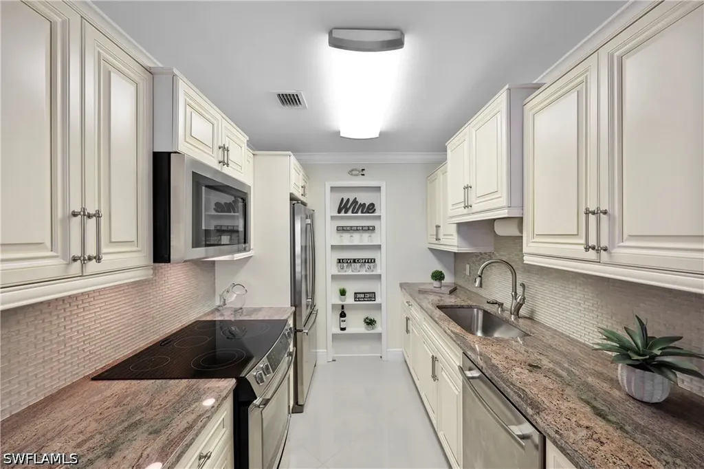 2100 Gulf Shore Boulevard N Naples FL 34102