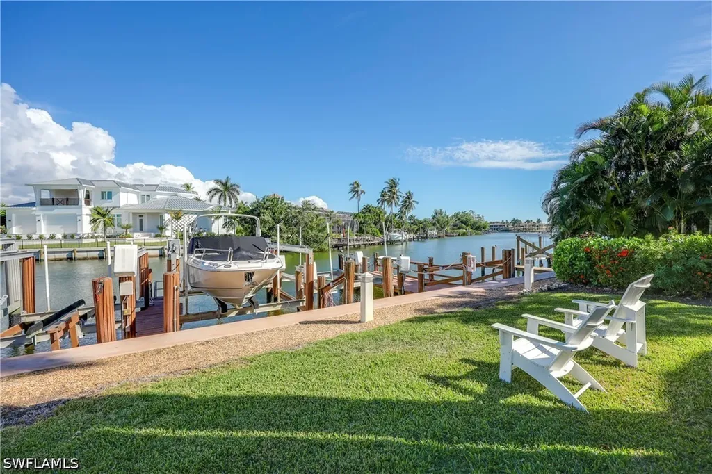 2100 Gulf Shore Boulevard N Naples FL 34102