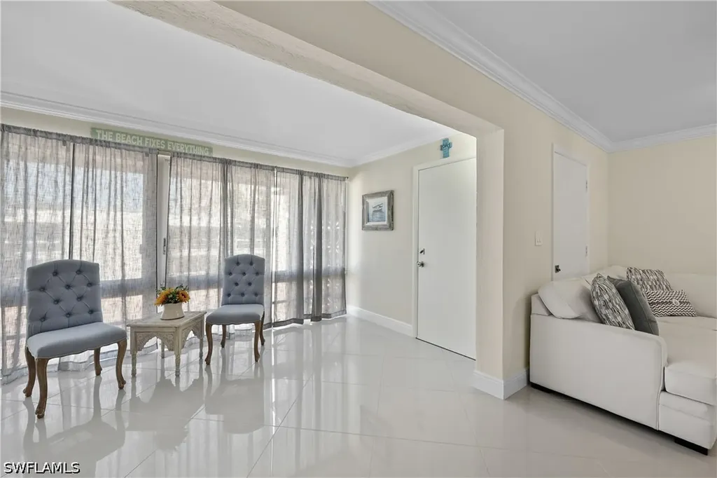 2100 Gulf Shore Boulevard N Naples FL 34102